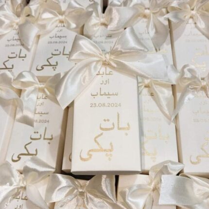 Baat Pakki Box With Tai