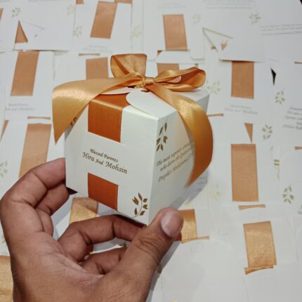 Goldan Ribbon Bid Boxes