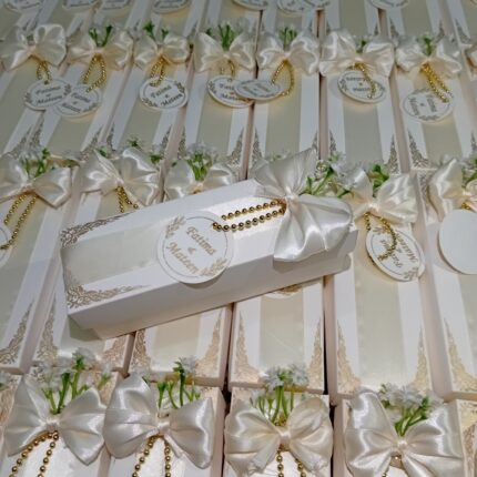 Special Long Bid Boxes With Unique Flowers